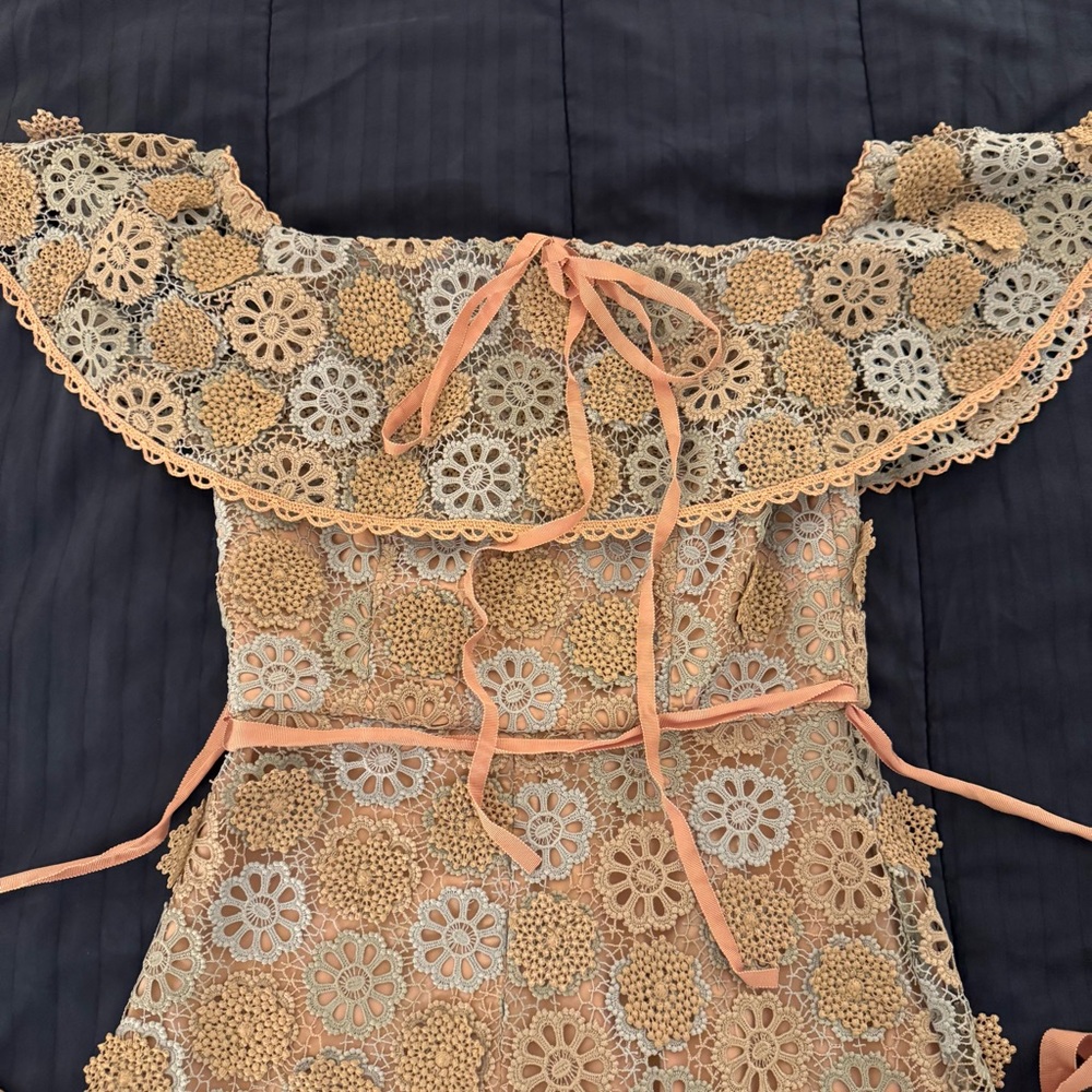 Alexis Textured Patterned Halter Neck Off-The-Shoulder Romper Size Small - Picture 6 of 17